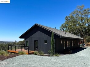 110 Duncan Hill Rd