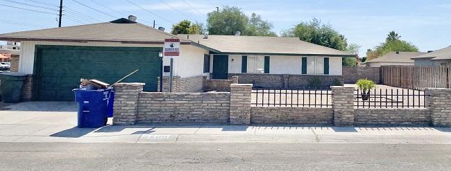 Primary Photo - 2400 S Engler Ave