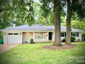 Building Photo - 1329 Mockingbird Ln
