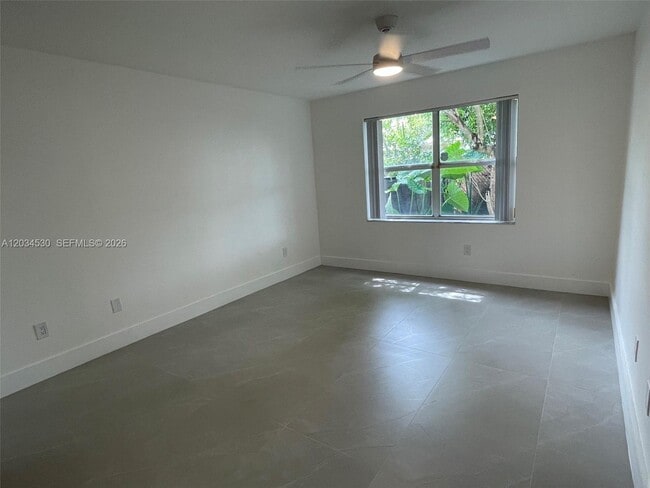 Building Photo - 3325 NW 79th Way