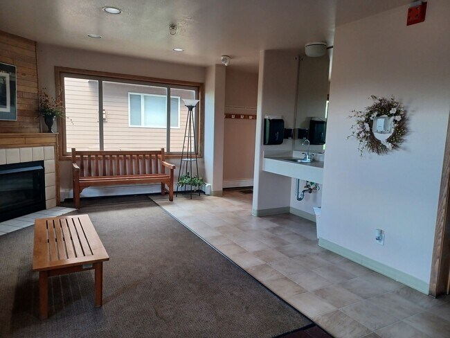 Foto del edificio - Light Bright 3 BDR plus Loft 3BATH Silvert...