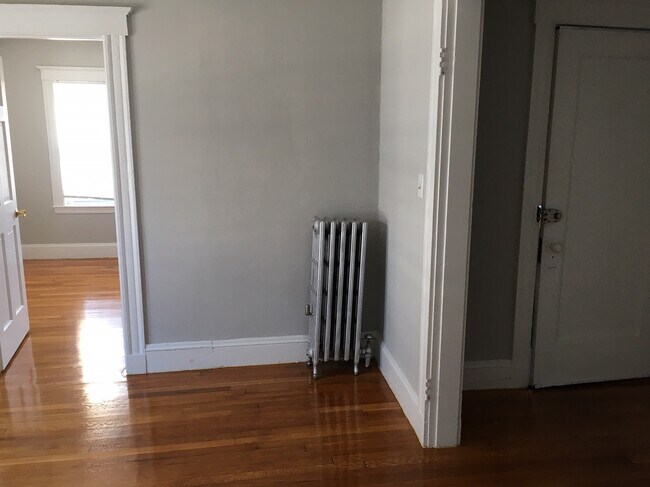 Building Photo - 38 Boynton St