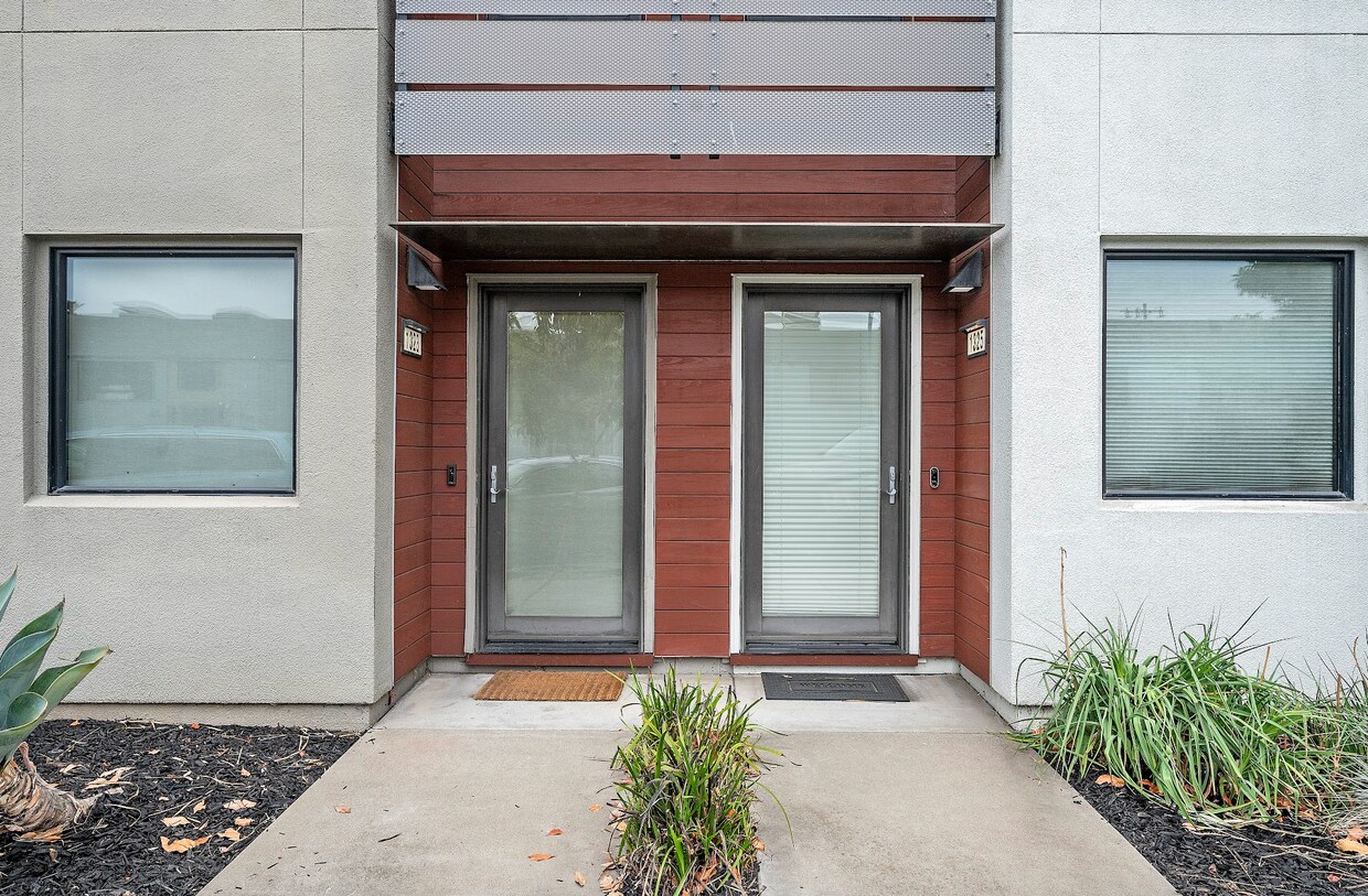 Foto principal - 1323 Wood St