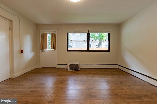 Building Photo - 540 W Sedgwick St