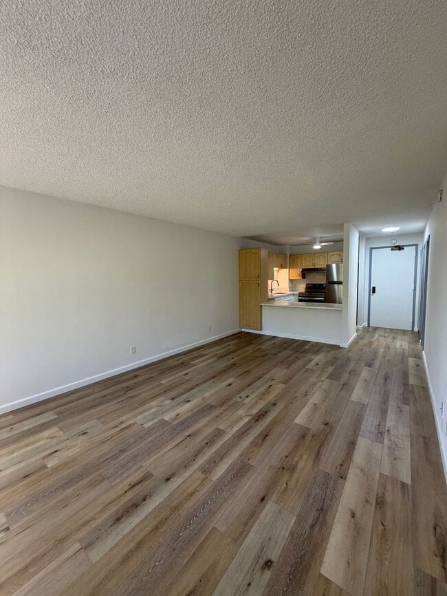 Building Photo - 55 S Kukui St