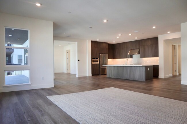 Foto del edificio - State of the Art Condo located in Fremont!...