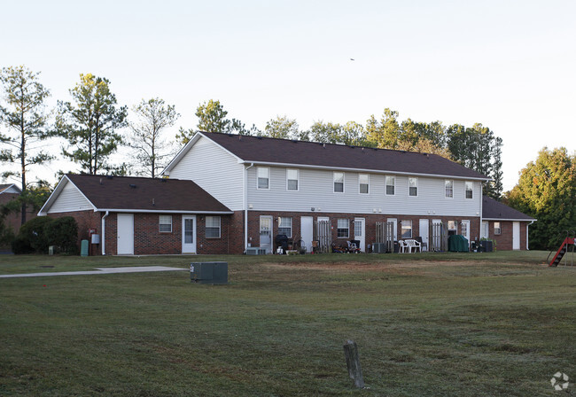 Building Photo - Rolling Hills Apartments