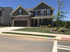 Building Photo - 505 Bunchgrass St