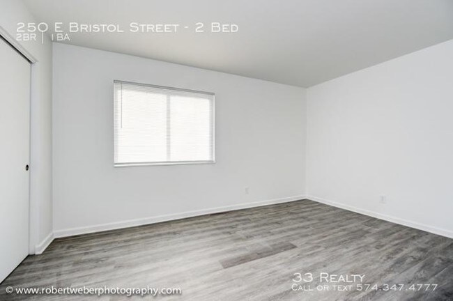 Building Photo - 2 bedroom in Elkhart IN 46514