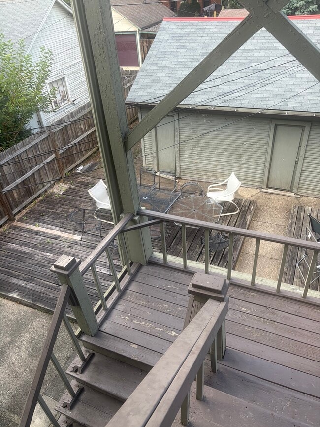 Building Photo - 316 Buttles Ave