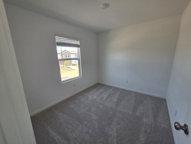Foto del edificio - Stunning New Construction in Foree Ranch –...