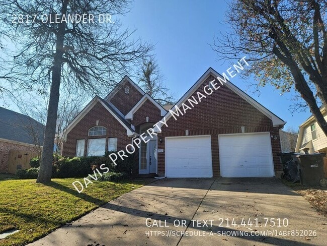 Photo - 2817 Oleander Dr House