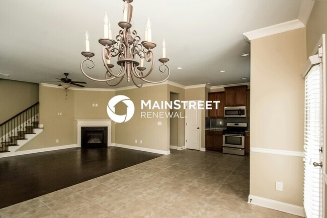 Building Photo - 3 Bedroom Pet-Friendly Home in Decatur, GA with Main Street Renewal