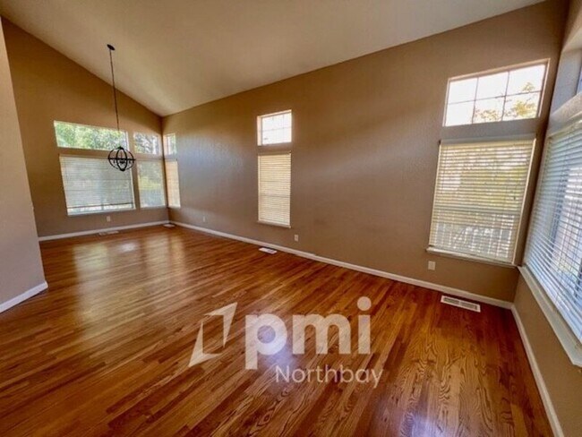 Building Photo - 3137 Sonoma Valley Dr