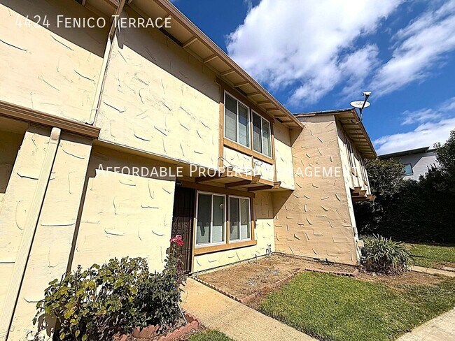Foto del edificio - 4424 Fenico Terrace