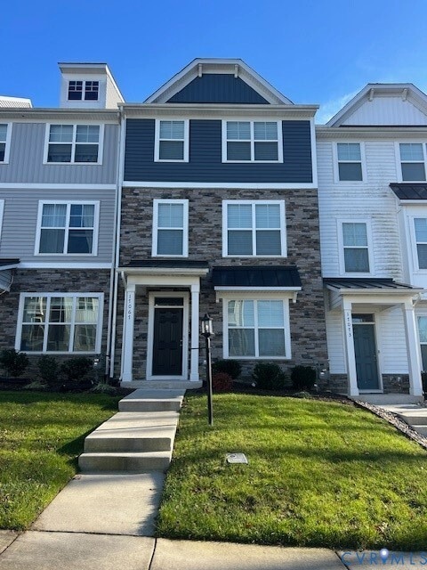 Foto principal - 17067 Thornapple Ct