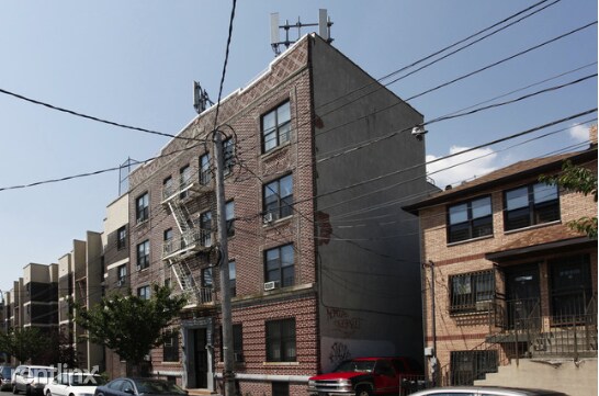 Primary Photo - 1 br, 1 bath Apartment - 279 Van Siclen Ave