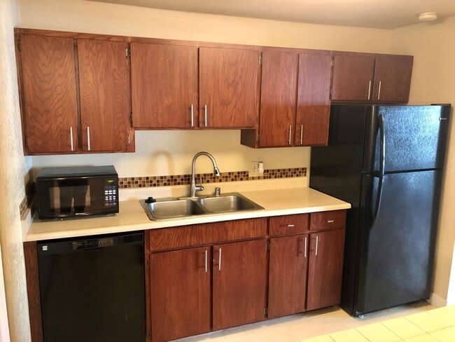 Foto del edificio - Updated 2 Bedroom Condo in Prime Redmond L...