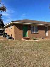 Building Photo - 400 N Taylor St