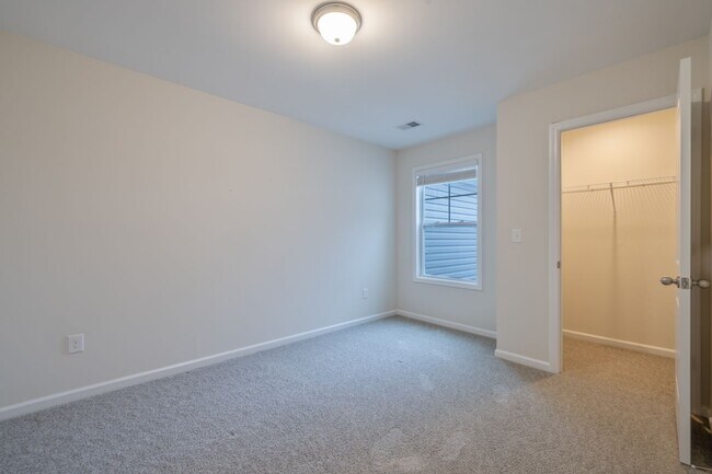 Foto del edificio - 3 Bedroom Home in Pendleton, SC