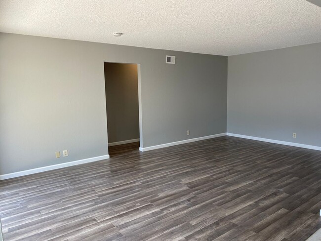 Foto del edificio - 44-2306