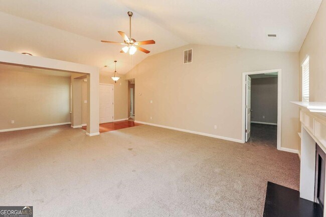 Building Photo - 246 Augusta Woods Dr