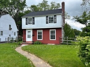 Building Photo - 1027 Secor Rd