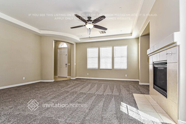 Building Photo - 4013 Keasberry Ave
