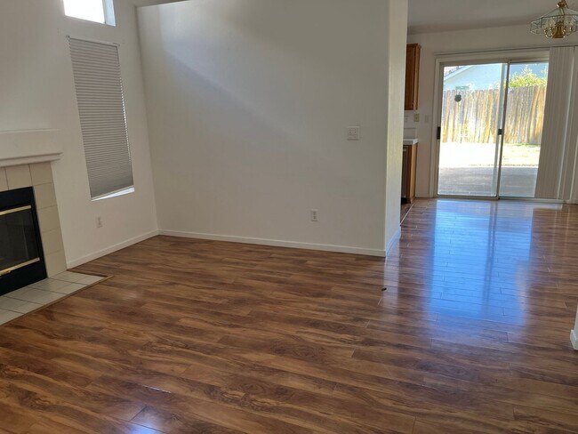 Foto del edificio - Cozy 2 Bedroom Home