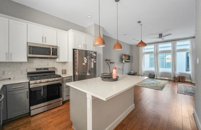 Foto del edificio - 622 Janisch Rd