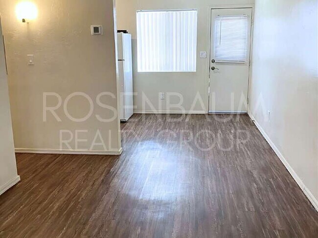 Foto del edificio - Beautifully designed 1-bed, 1-bath condo t...