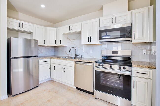 Cocina - 6383 Lake Arago Ave