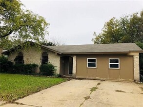 Building Photo - 2801 Mill Pond Rd