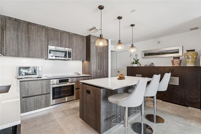 Foto del edificio - 88 SW 7th St