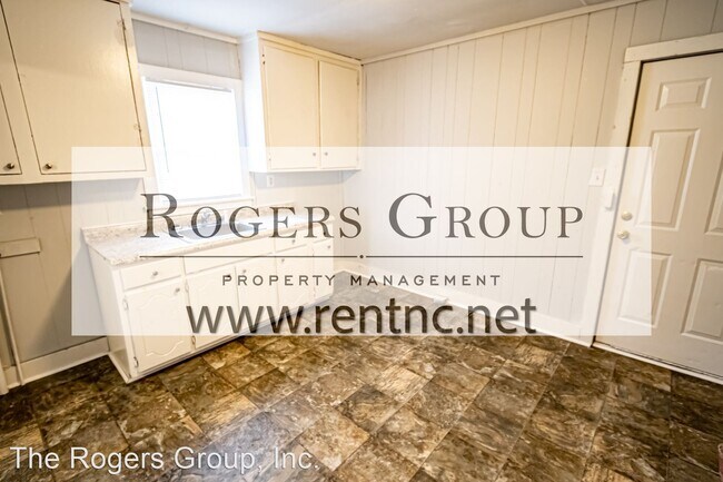 Foto del edificio - 2 br, 1 bath House - 982 Burr St