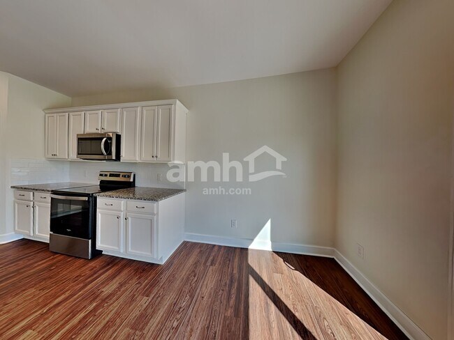 Foto del edificio - 1013 Bluewater Dr