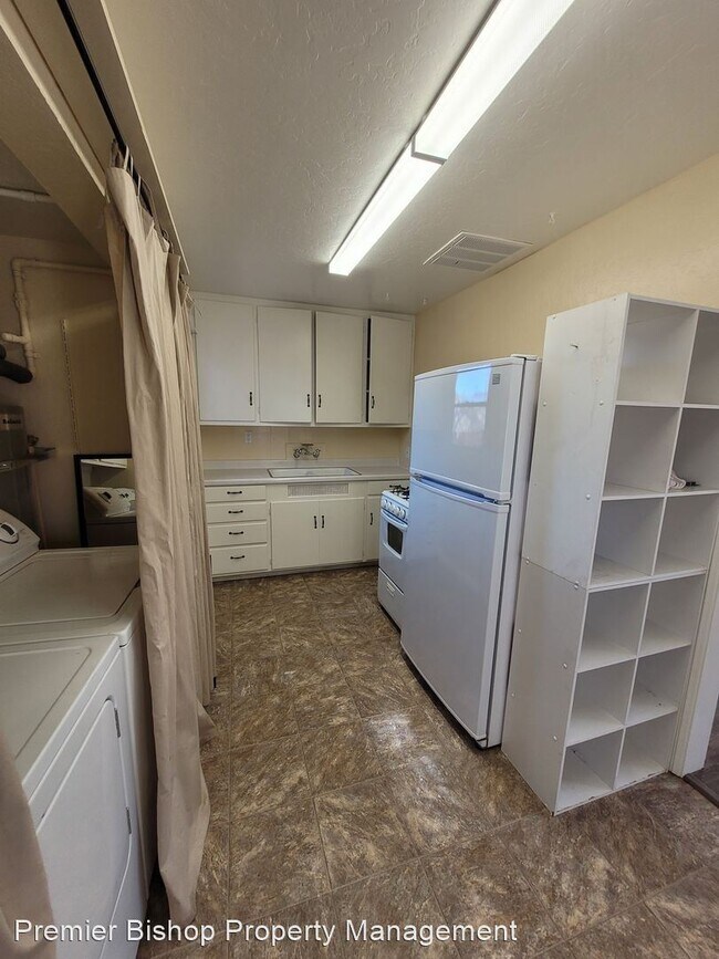 Building Photo - 1 br, 1 bath House - 2306 N Sierra Hwy