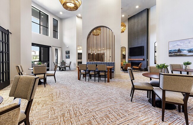 The Luxe en Lewisville - Sala Club - The Luxe at Lewisville