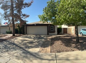 Building Photo - 3712 W Villa Maria Dr