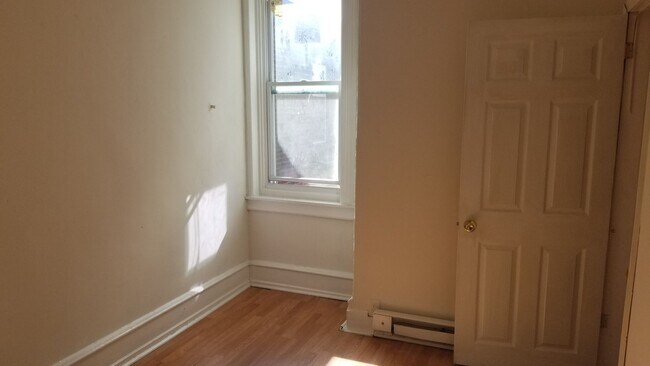 Building Photo - Front Porch Row - Nicetown