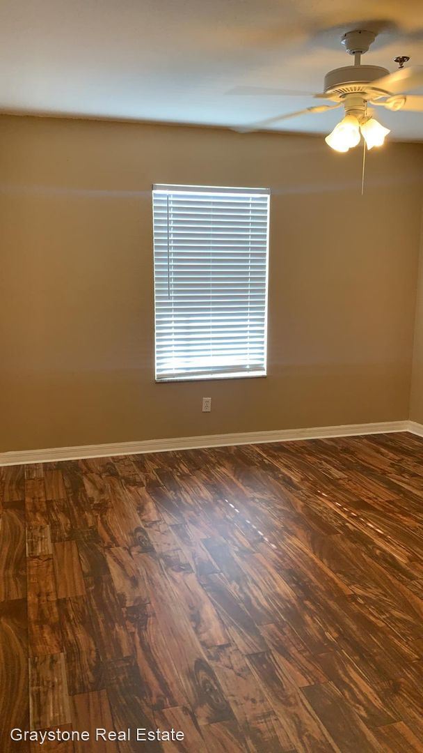 Building Photo - 2 br, 2 bath House - 5822 Congress St Apt 206