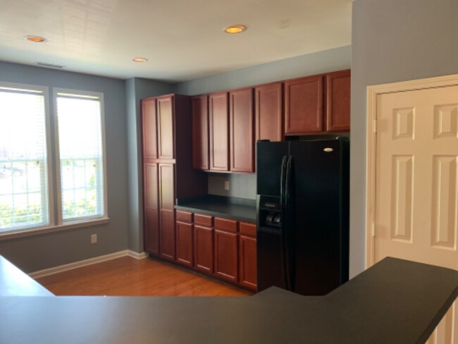 Foto del edificio - 180 Point Comfort Ln