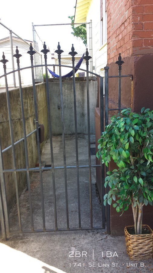 Foto del edificio - 1741 SE Linn St