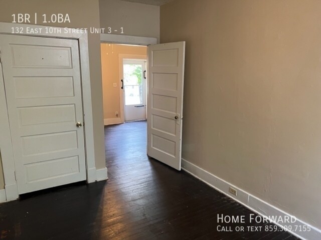 Foto del edificio - 132 E 10th St