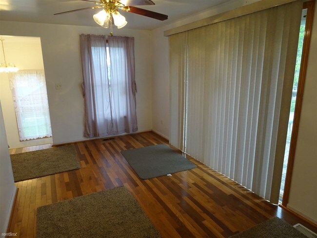 Building Photo - 3 br, 2 bath House - 3291 Geneva Hwy