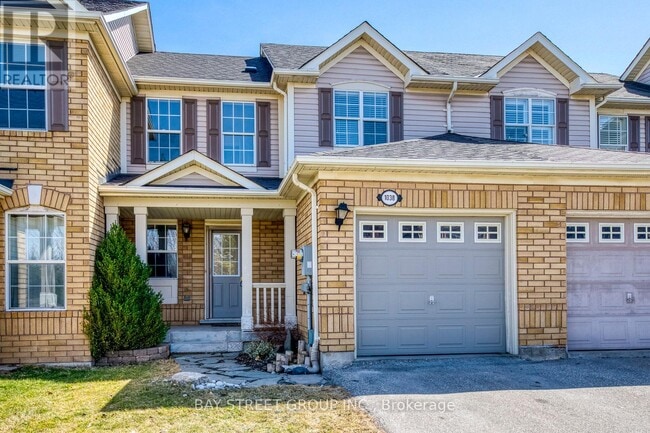 Building Photo - 1038 Barclay Cir