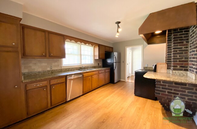 Foto del edificio - 517 Dellwood Dr