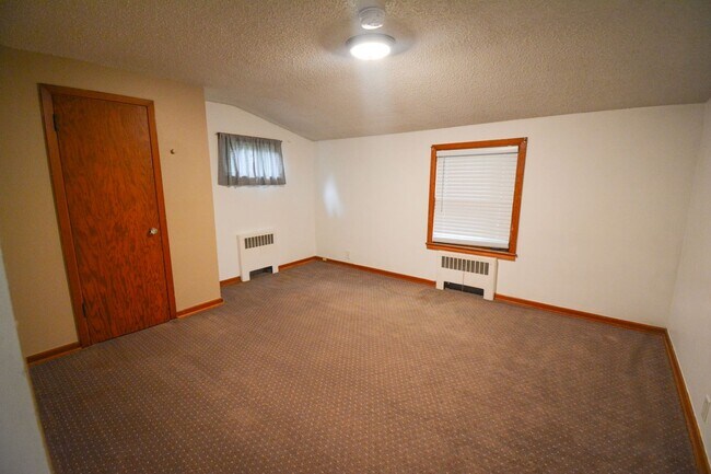 Foto del edificio - 420 8th Ave SE