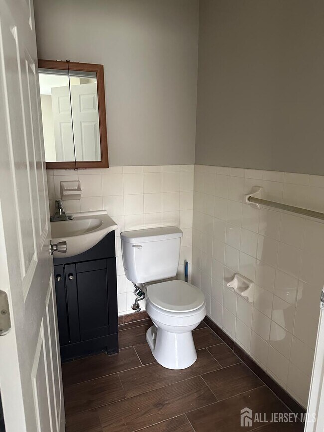 Foto del edificio - 4516 Birchwood Ct