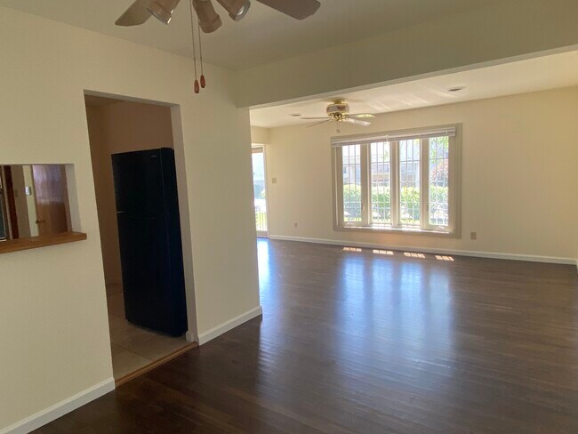 Foto del edificio - 1315 Thornton St
